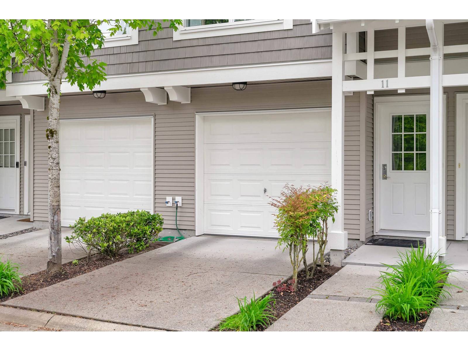 2729 158 #11, Surrey, BC V3Z1P4