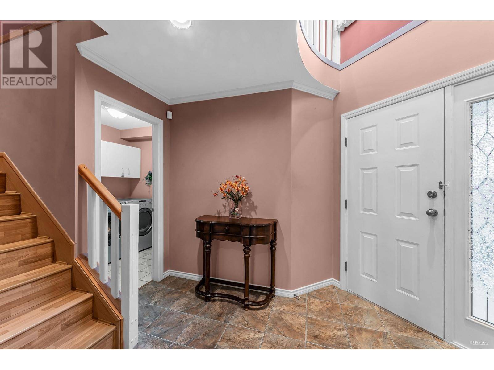 Richmond, BC V6Y2P1,8151 GARDEN CITY RD #6
