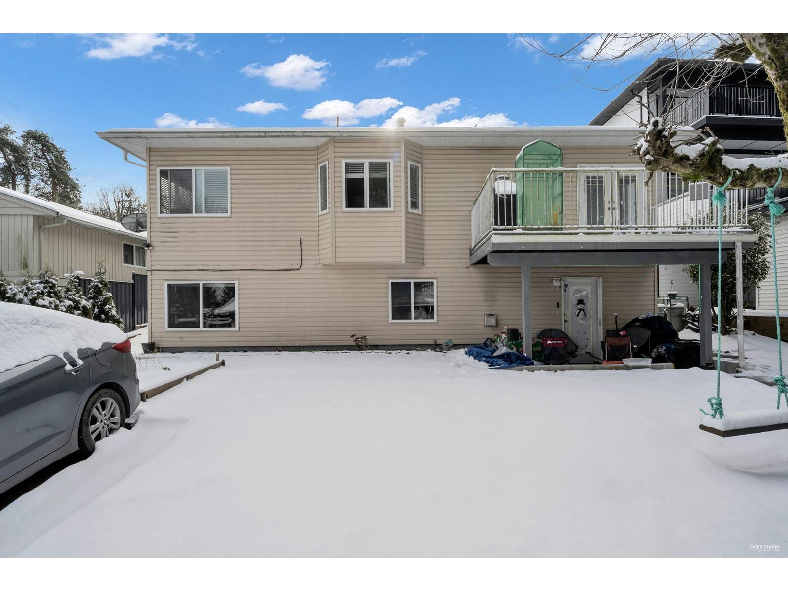 Surrey, BC V3R2P7,14125 115 AVENUE