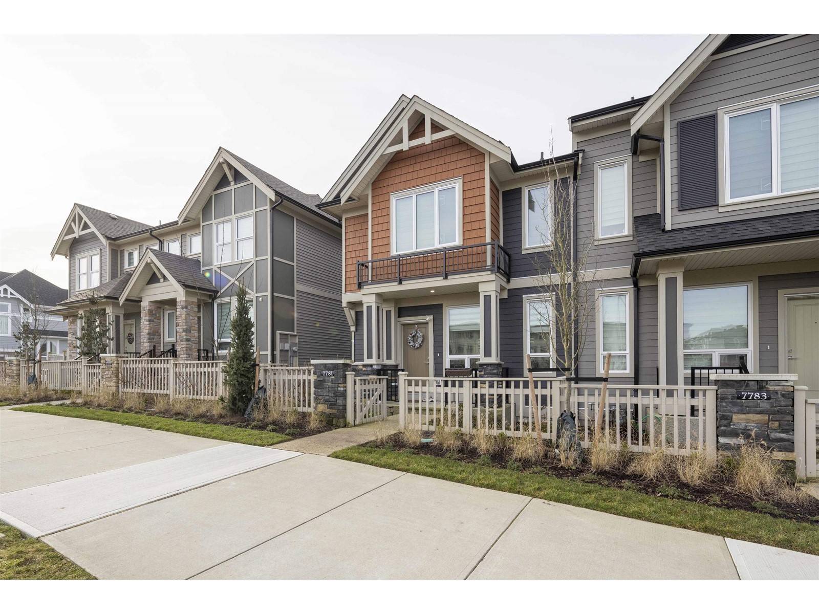 Langley, BC V2Y1X3,7781 206 STREET