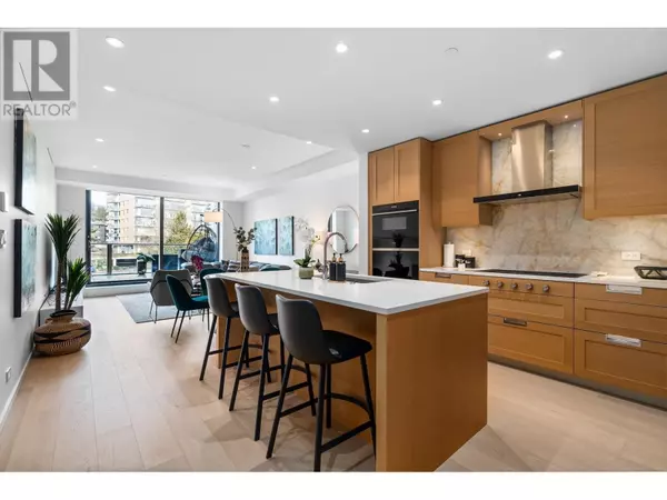 1355 BELLEVUE AVE #310, West Vancouver, BC V7T0B4