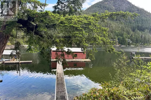 Madeira Park, BC V0N2H1,13119 NARROWS ROAD