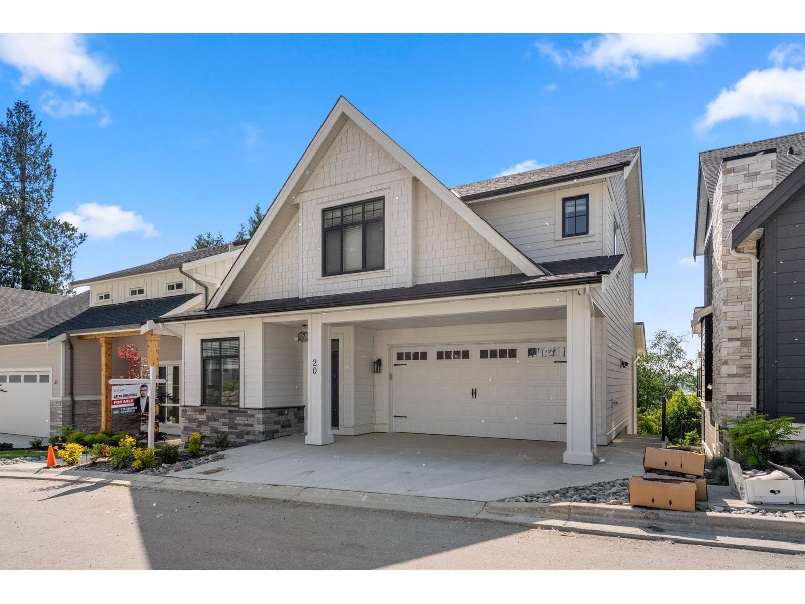 4217 OLD CLAYBURN #20, Abbotsford, BC V3G0B6
