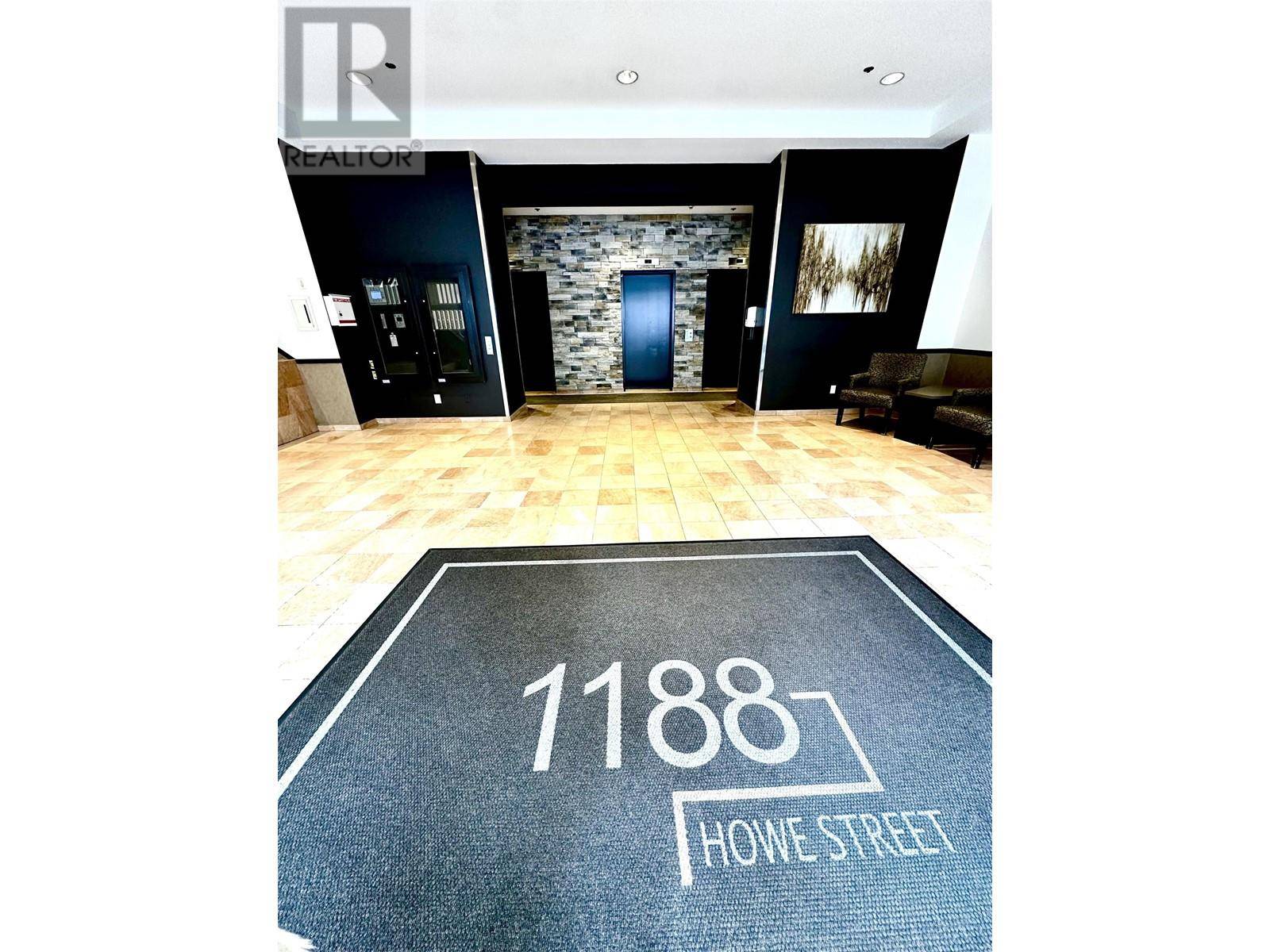 Vancouver, BC V6Z2S8,1188 HOWE ST #806
