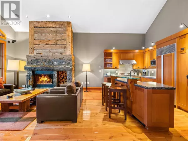 Whistler, BC V8E0A6,2300 NORDIC DR #21J