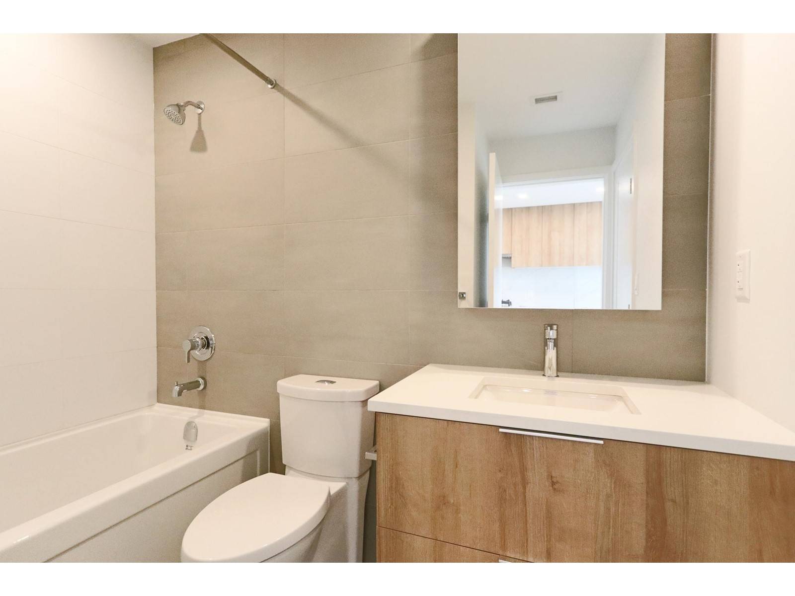 Surrey, BC V3T0V6,13387 OLD YALE #2805