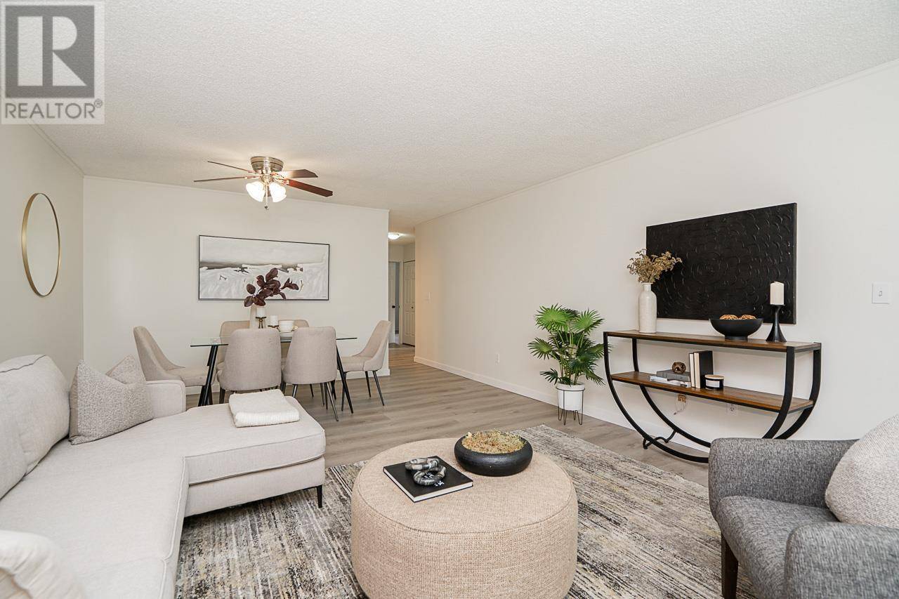 Burnaby, BC V5A4H7,8650 CINNAMON DR #38