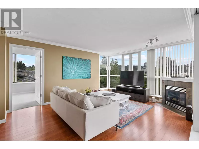 235 GUILDFORD WAY #903, Port Moody, BC V3H5L8
