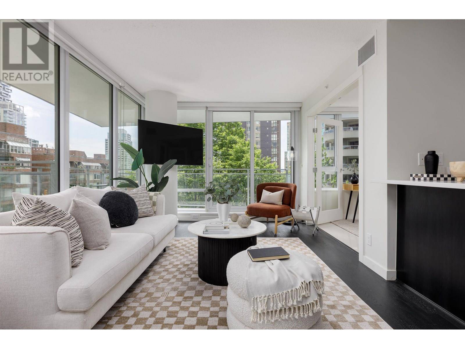 Vancouver, BC V6E0C2,1009 HARWOOD ST #608