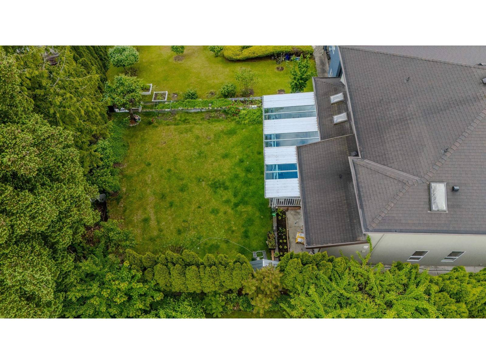 Surrey, BC V4N1W2,16661 CHERRYHILL CRESCENT