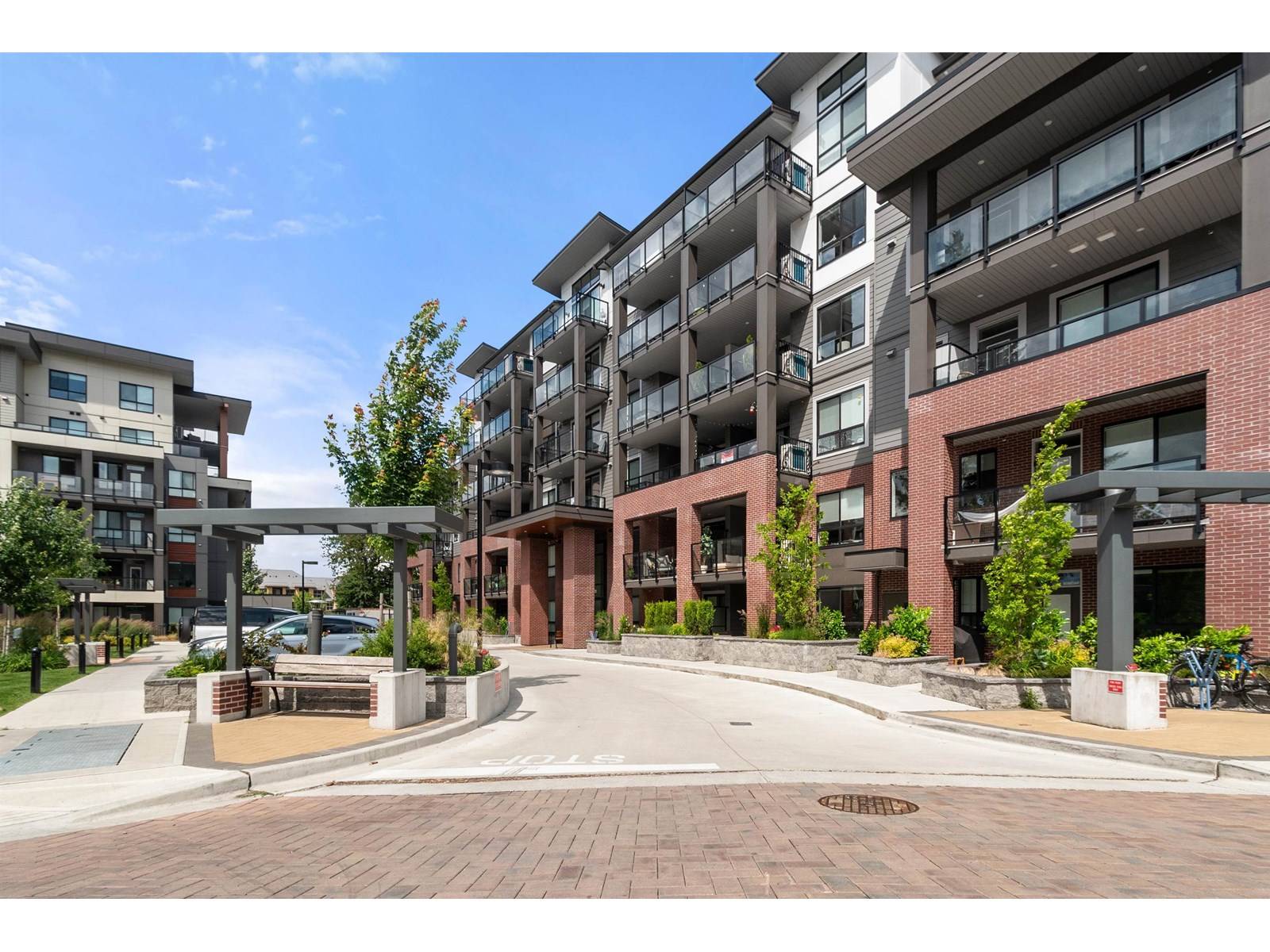 45511 CAMPUS DR #103, Chilliwack, BC V2R6K8