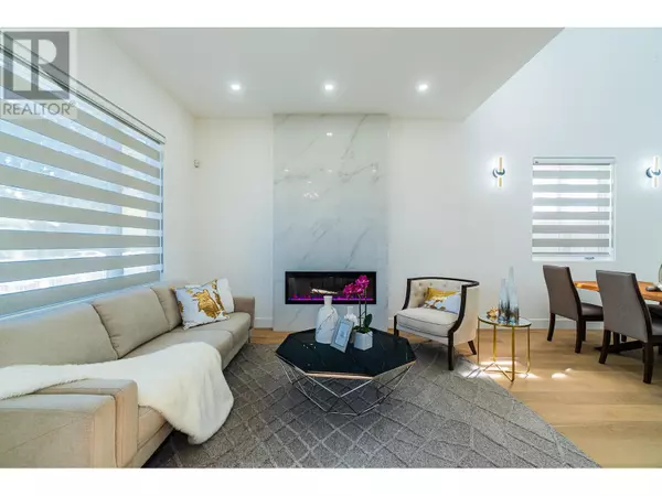 Burnaby, BC V5C2M2,4152 PENDER STREET