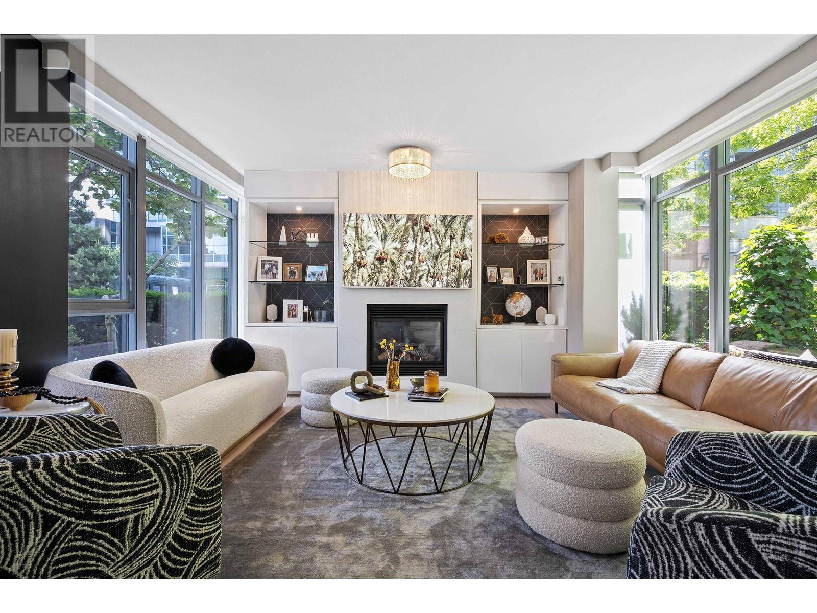1261 West CORDOVA ST #TH33, Vancouver, BC V6C3P9