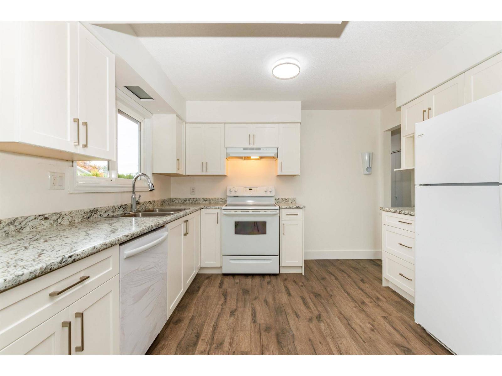 46521 TETON AVENUE|Fairfield Island, Chilliwack, BC V2P6M3
