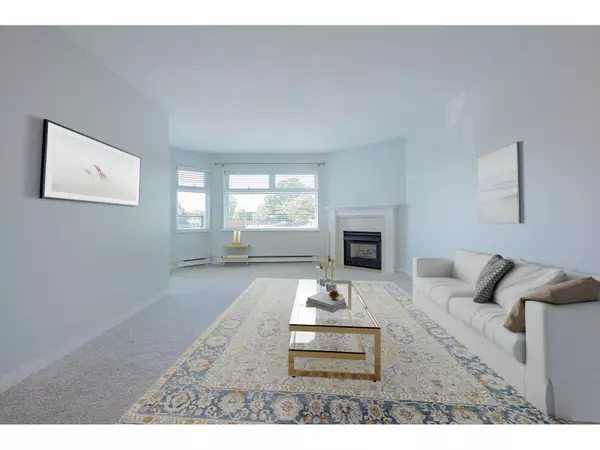 White Rock, BC V4B4B1,1220 FIR ST #308