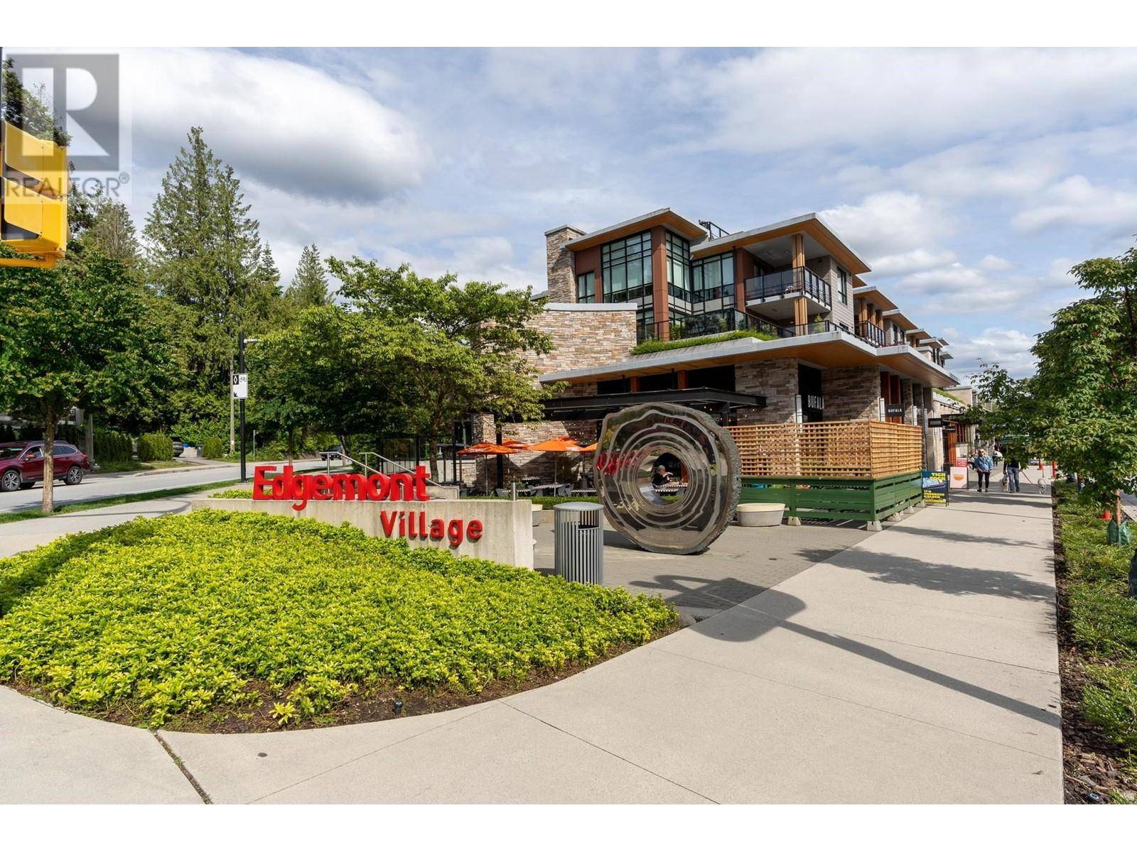 North Vancouver, BC V7R0A5,3220 CONNAUGHT CRES #312