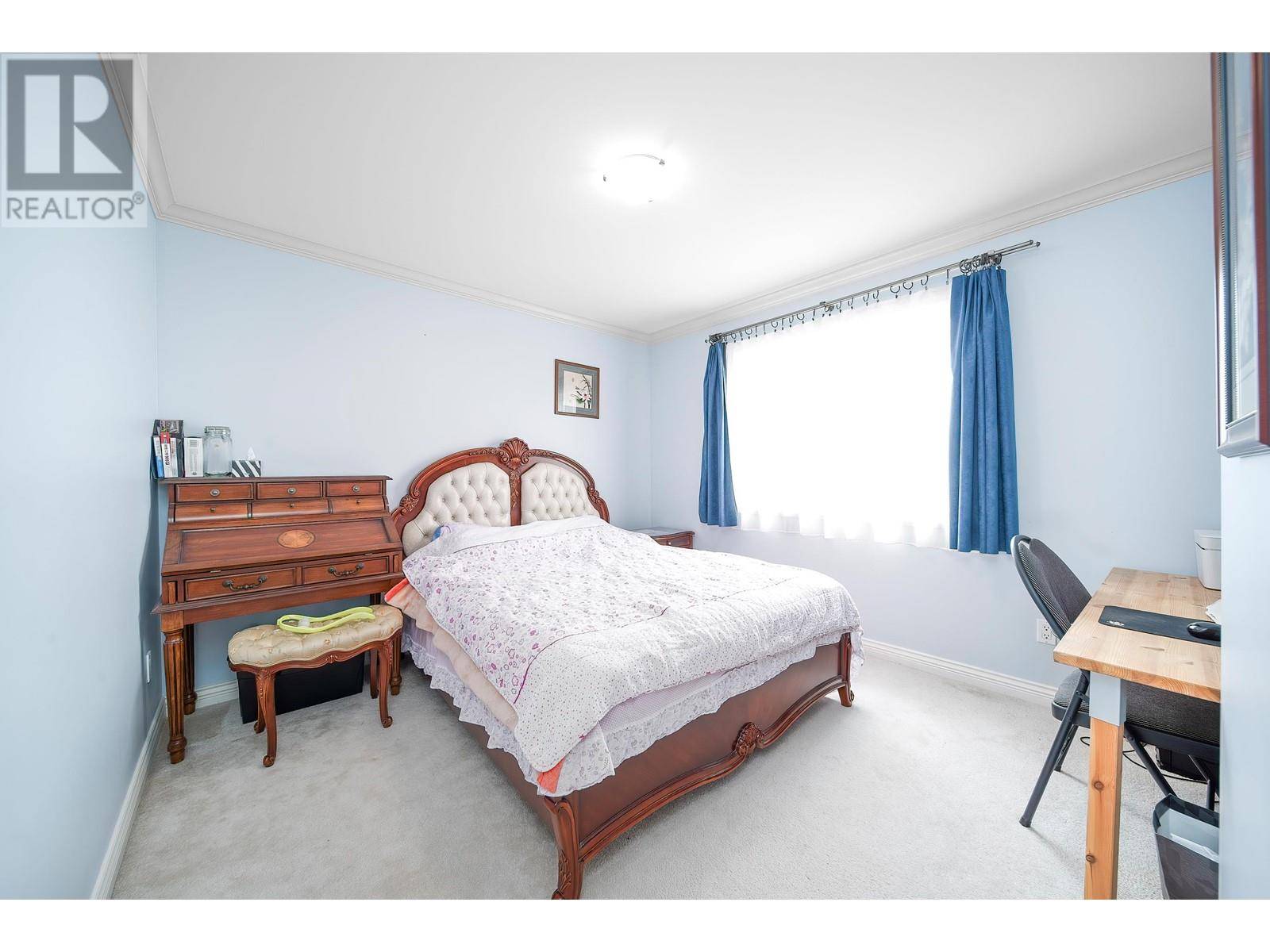 Burnaby, BC V5H1L5,4708 SARDIS STREET