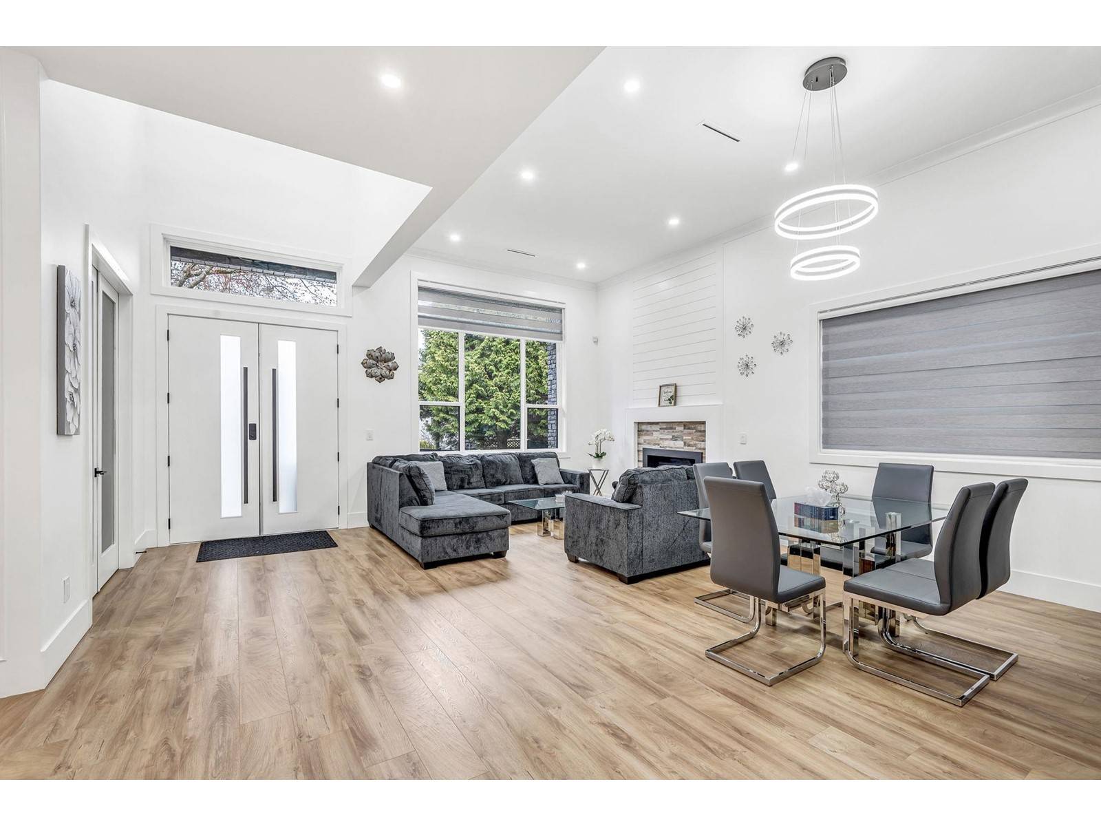 Surrey, BC V3V7G5,8958 139A STREET