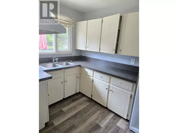 Prince George, BC V2N3K8,7879 PIEDMONT CRESCENT