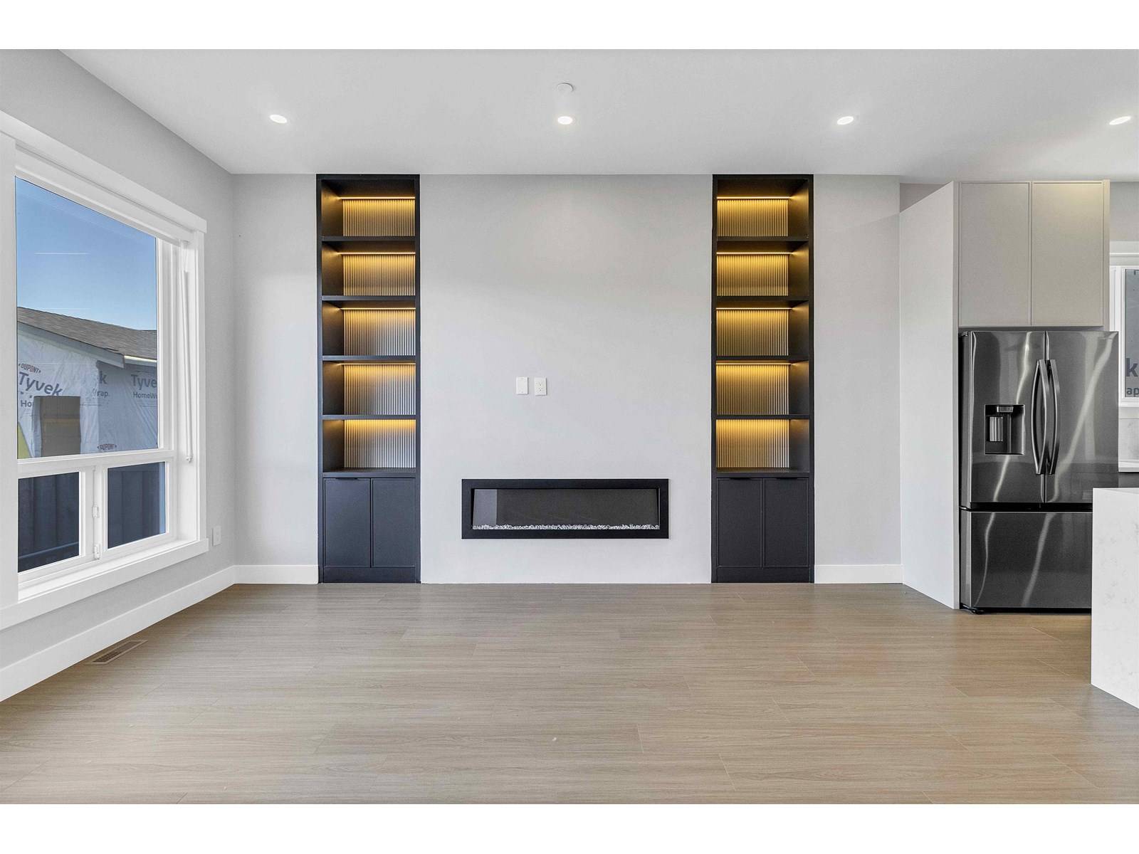 Langley, BC V2Y3V4,7686 196 ST