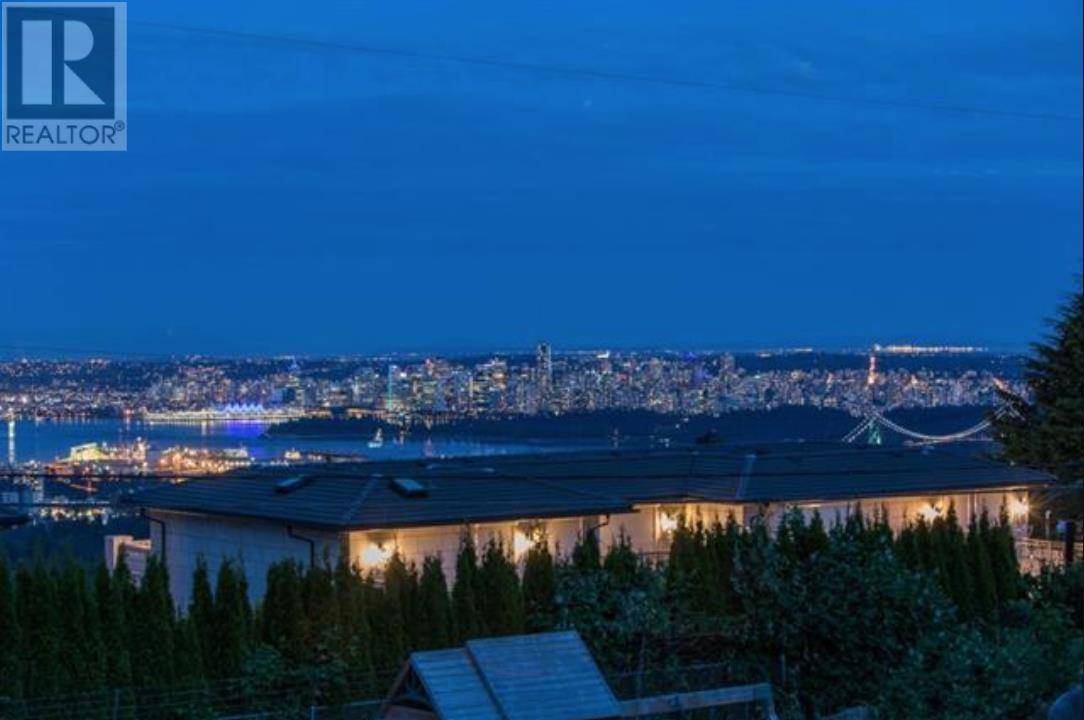 1002 EYREMOUNT DRIVE, West Vancouver, BC V7S2B3