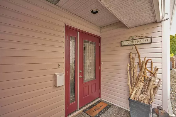 White Rock, BC V4B4W4,855 HABGOOD STREET