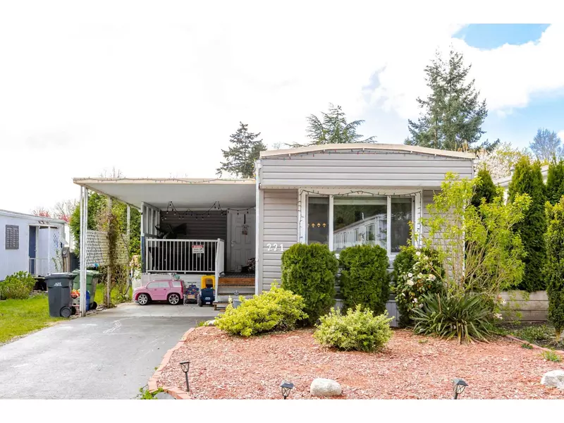 1840 160 #221, Surrey, BC V3A4X4