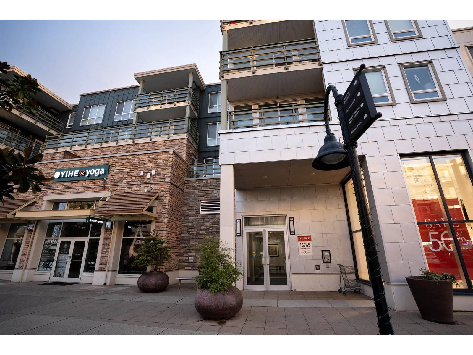 15765 CROYDON #205, Surrey, BC V3Z2L6