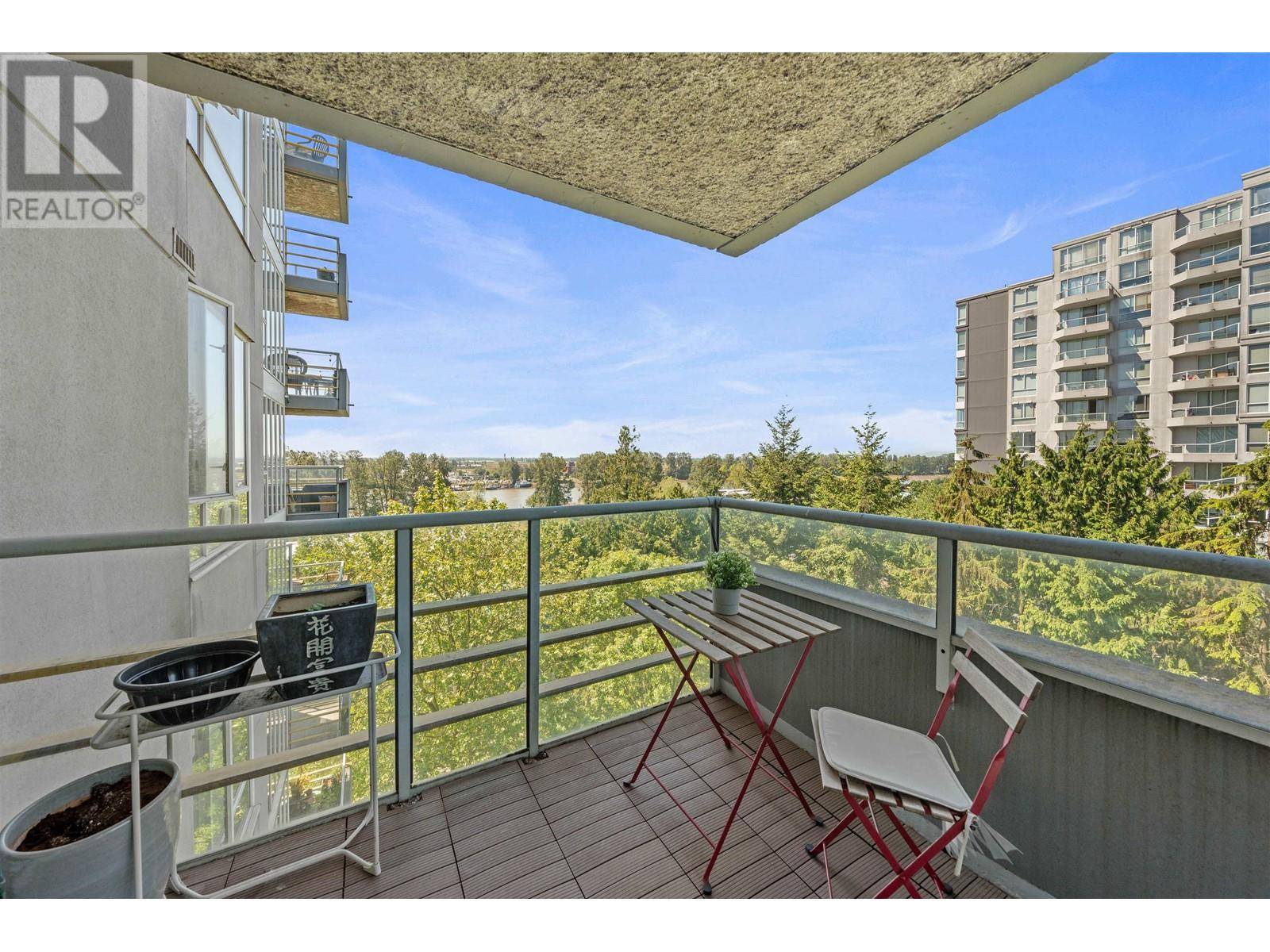 Vancouver, BC V5S4P5,3061 East KENT AVENUE NORTH #606
