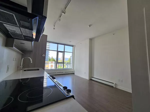 Surrey, BC V3T0M4,13308 CENTRAL #317