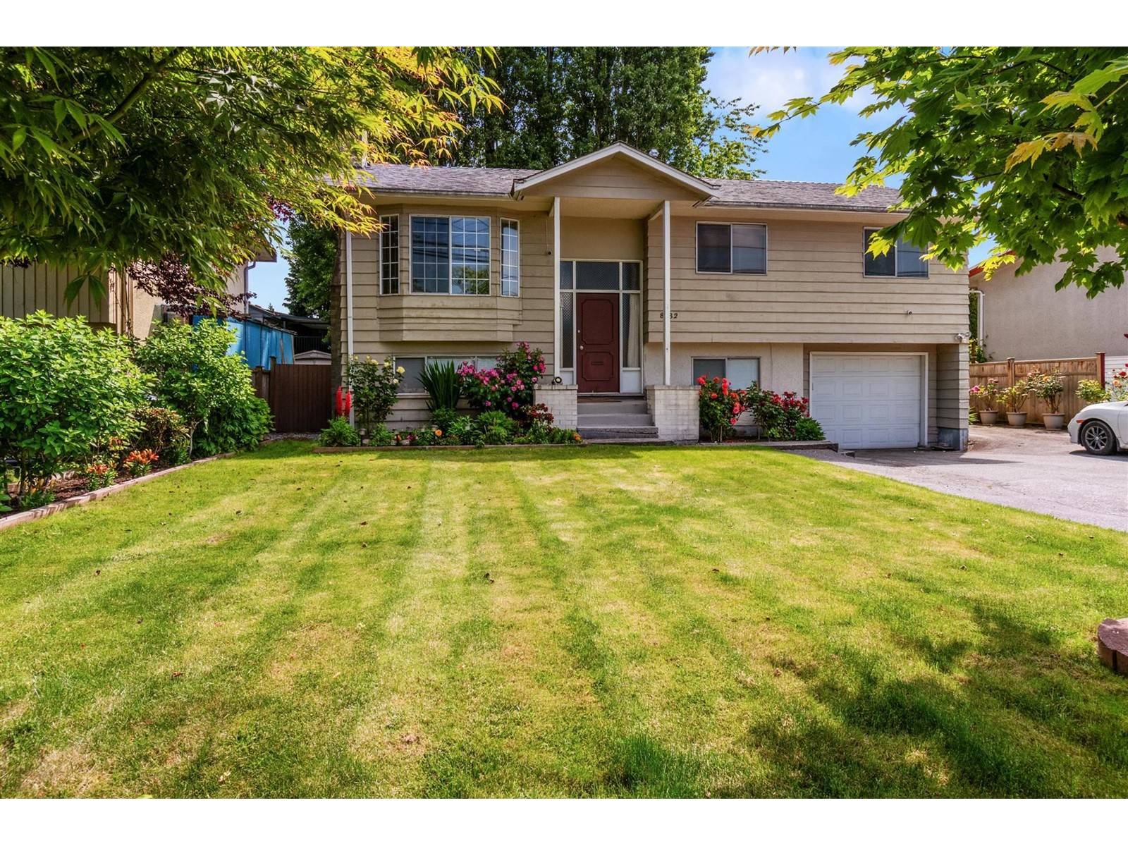 8082 112 STREET, Delta, BC V4C4W3