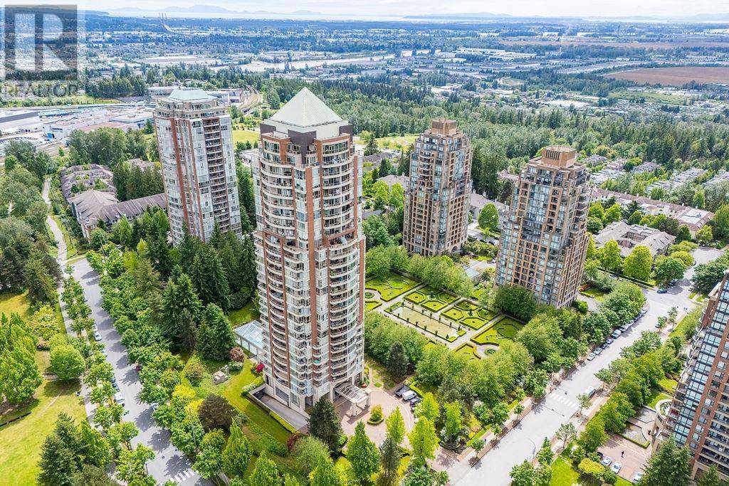 6838 STATION HILL DR #902, Burnaby, BC V3N5A4