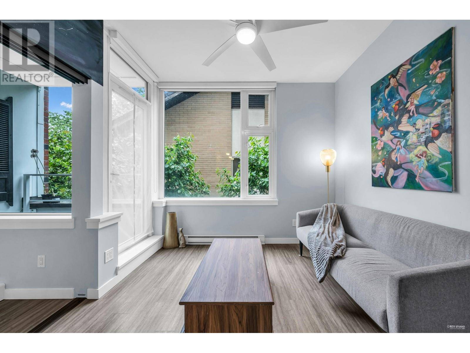 Vancouver, BC V5T1J9,311 East 6TH AVE #206