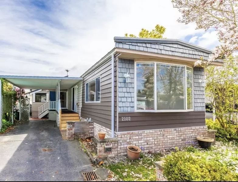 2102 CUMBRIA DRIVE, Surrey, BC V4A5K3