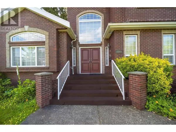 New Westminster, BC V3M3H9,1312 TENTH AVENUE