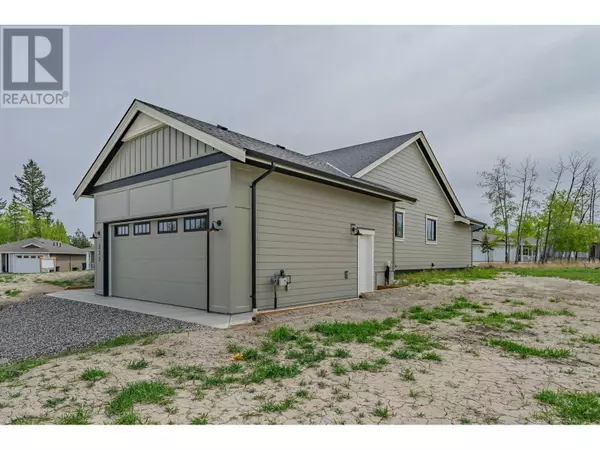 100 Mile House, BC V0K2E0,333 SANDHILL CRESCENT