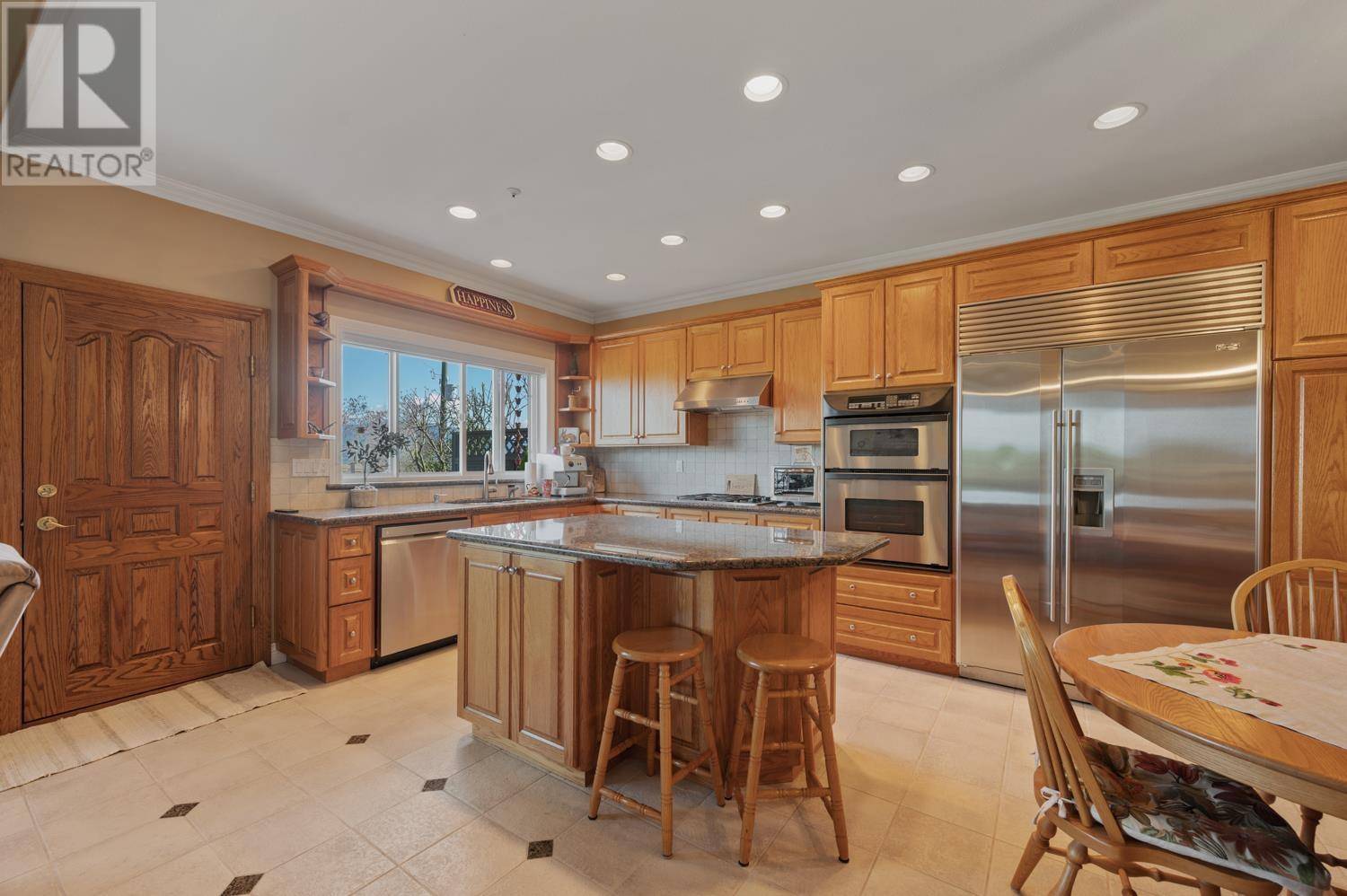 Vancouver, BC V5P1A2,1627 E 34TH AVENUE
