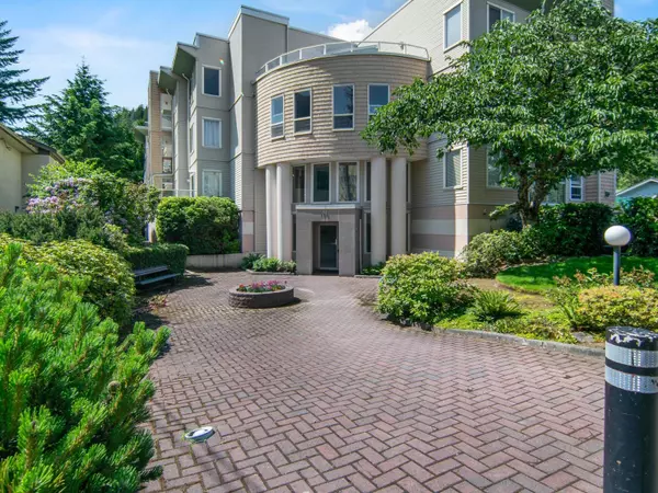 Harrison Hot Springs, BC V0M1K0,170 CEDAR AVE #106