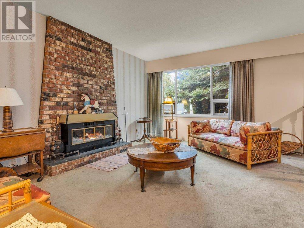 477 55 STREET, Delta, BC V4M3J6
