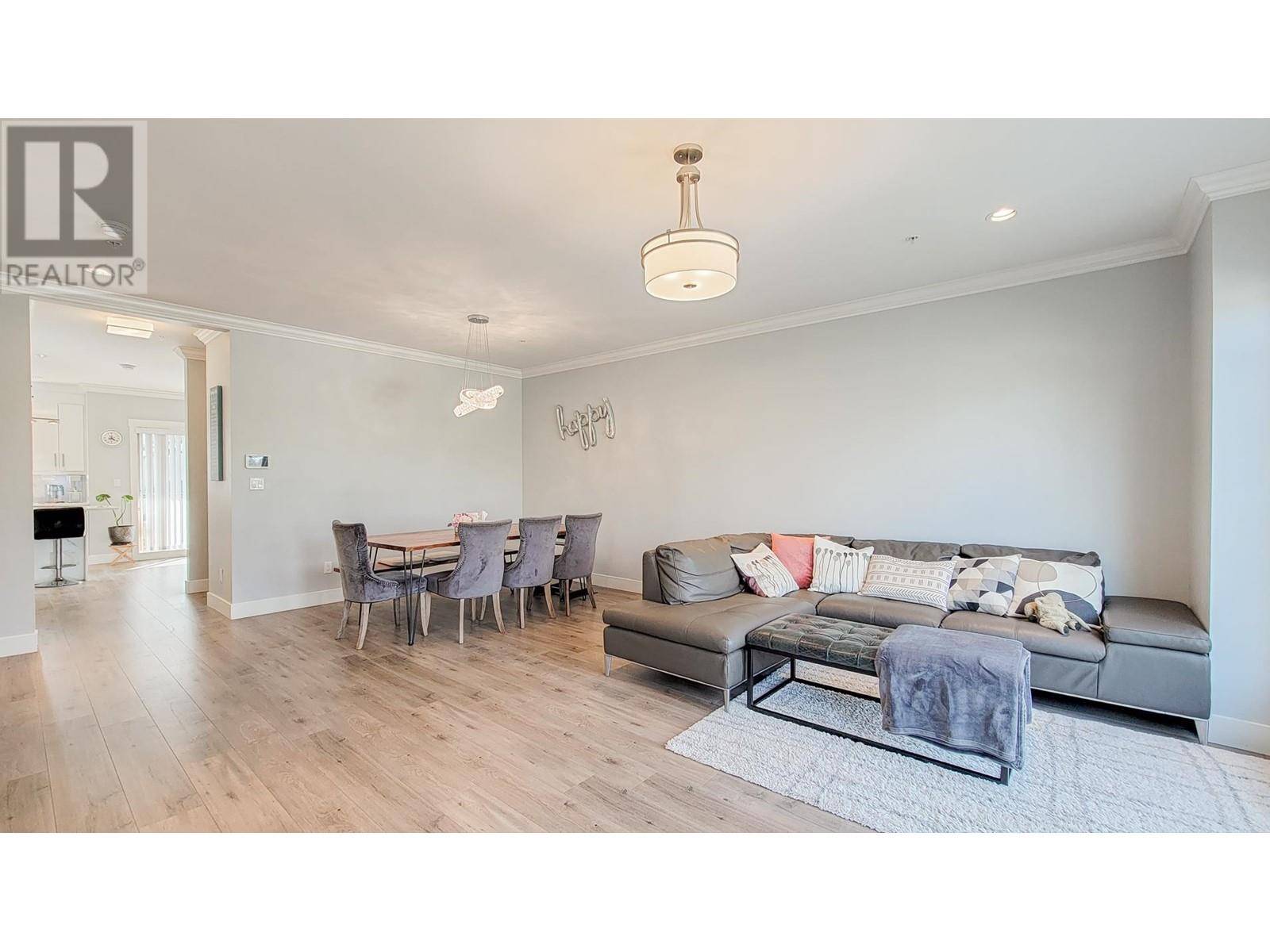 Port Coquitlam, BC V3B3X4,3126 WELLINGTON ST #3