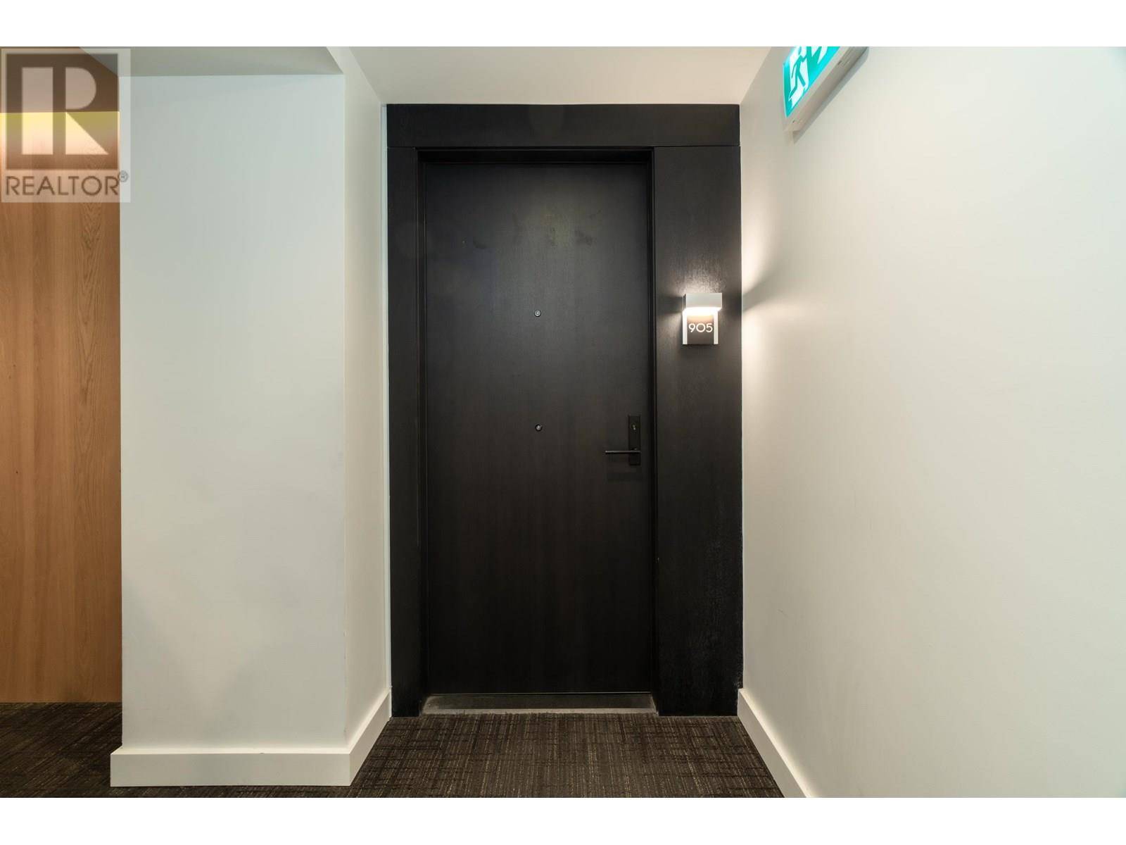 Vancouver, BC V6E1N5,1365 DAVIE ST #905
