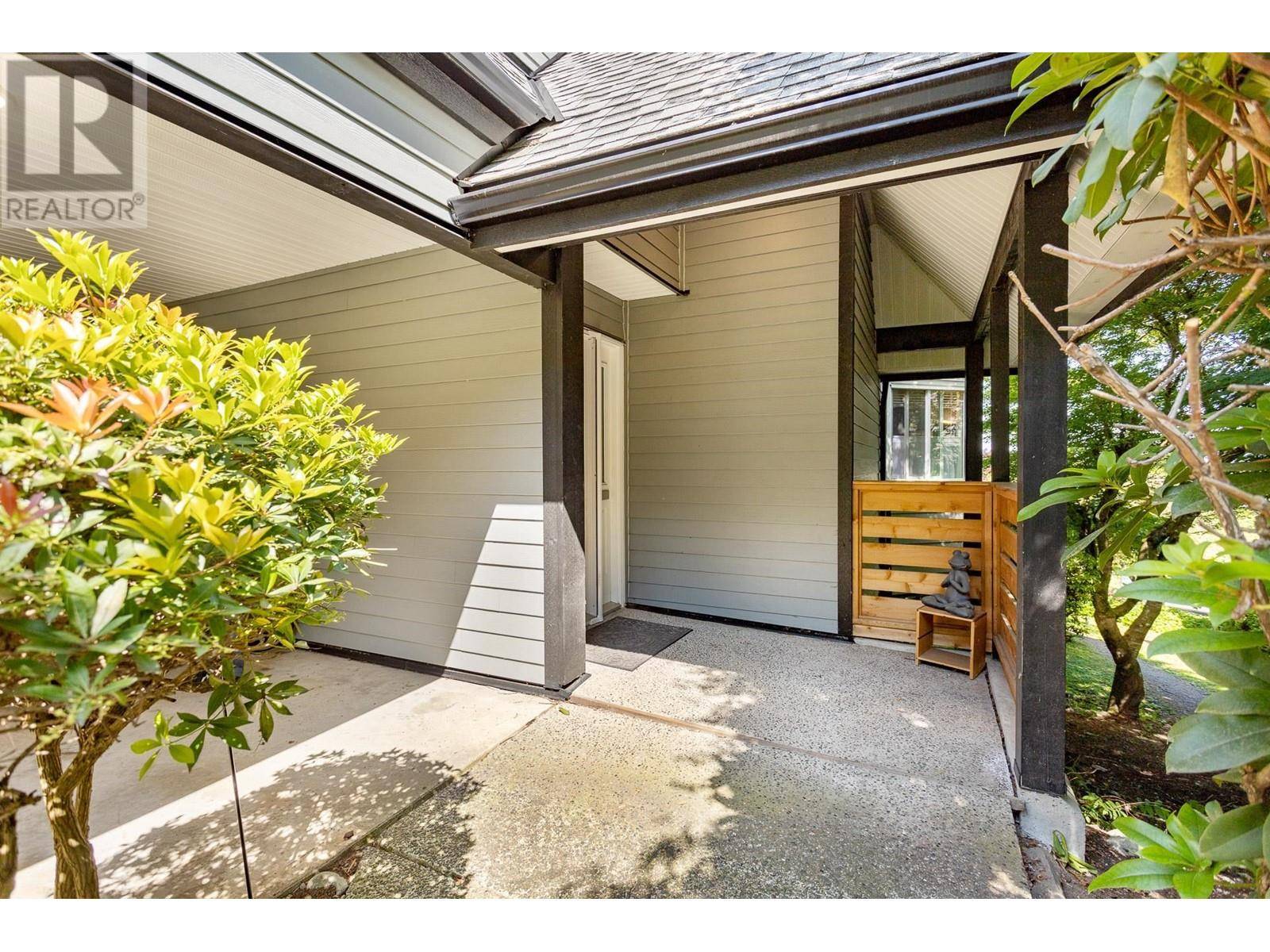 Coquitlam, BC V3C5B1,2721 ATLIN PL #134