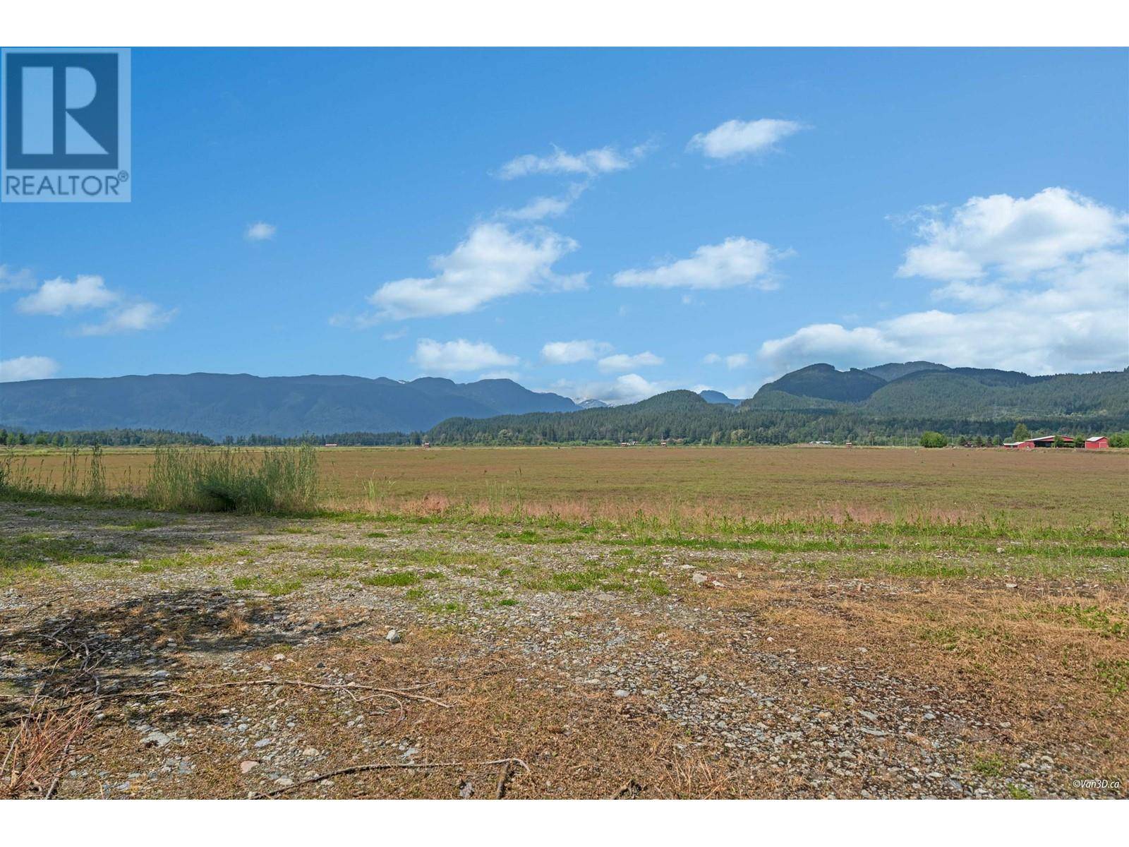 Maple Ridge, BC V4R2P7,22288 136 AVENUE