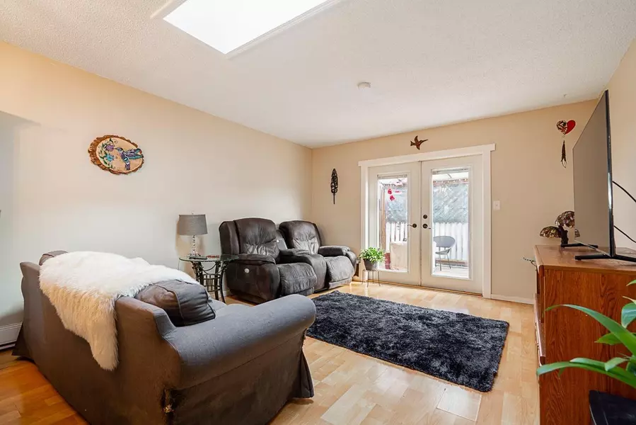 8038 139B STREET, Surrey, BC V3W6R3