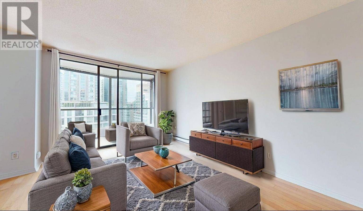 1189 HOWE ST #2007, Vancouver, BC V6Z2X4