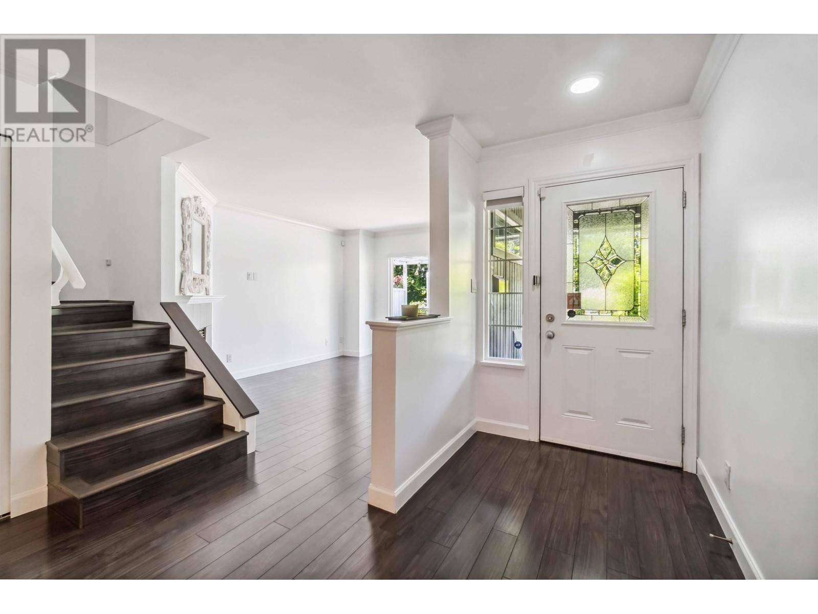 North Vancouver, BC V7M2P5,1940 CHESTERFIELD AVE #1