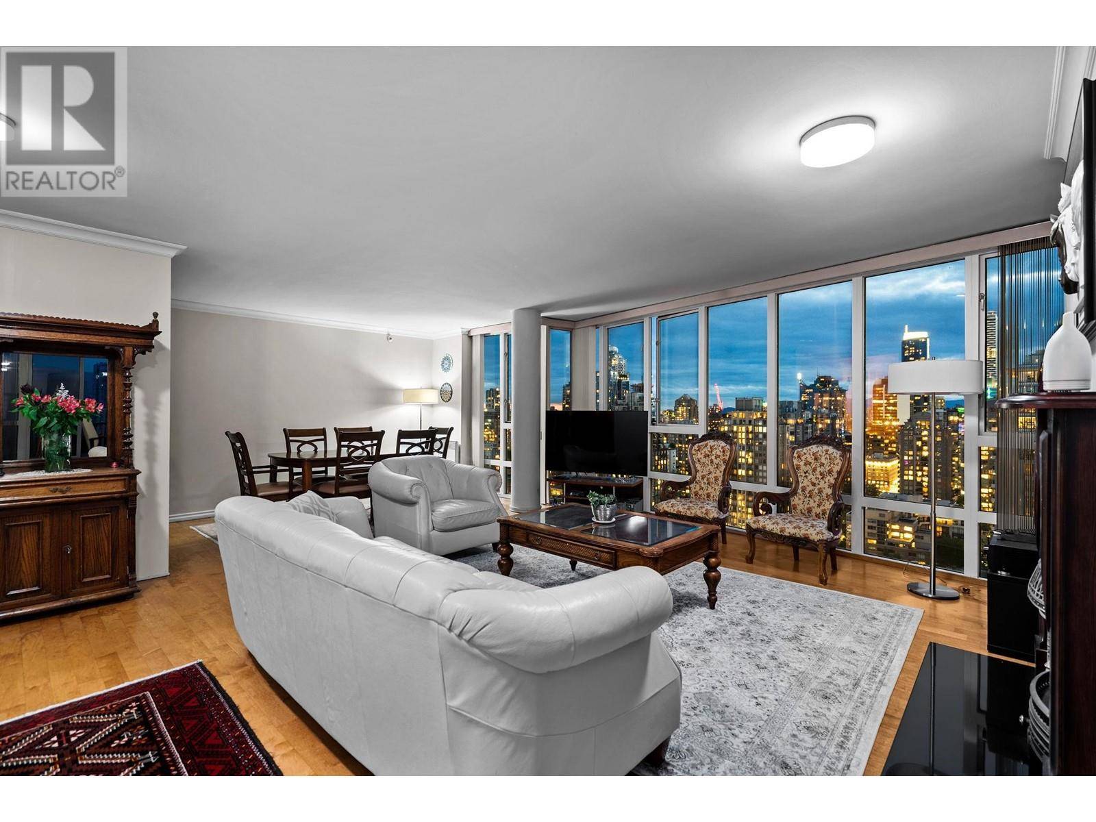 Vancouver, BC V6B5X5,950 CAMBIE ST #PH5
