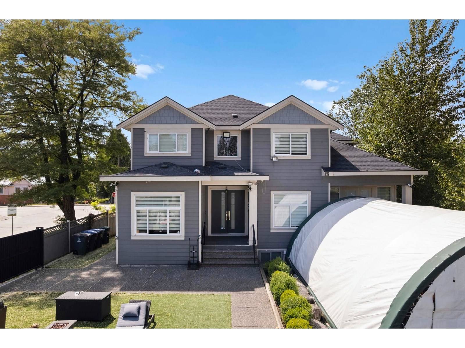 14017 110 AVENUE, Surrey, BC V3R1Z3