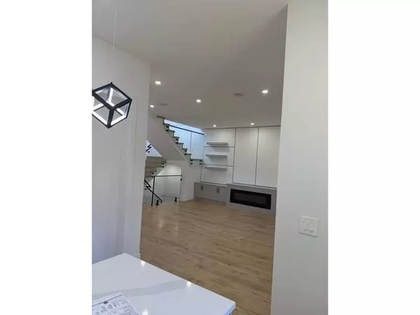 Surrey, BC V3S3H8,6318 150A STREET