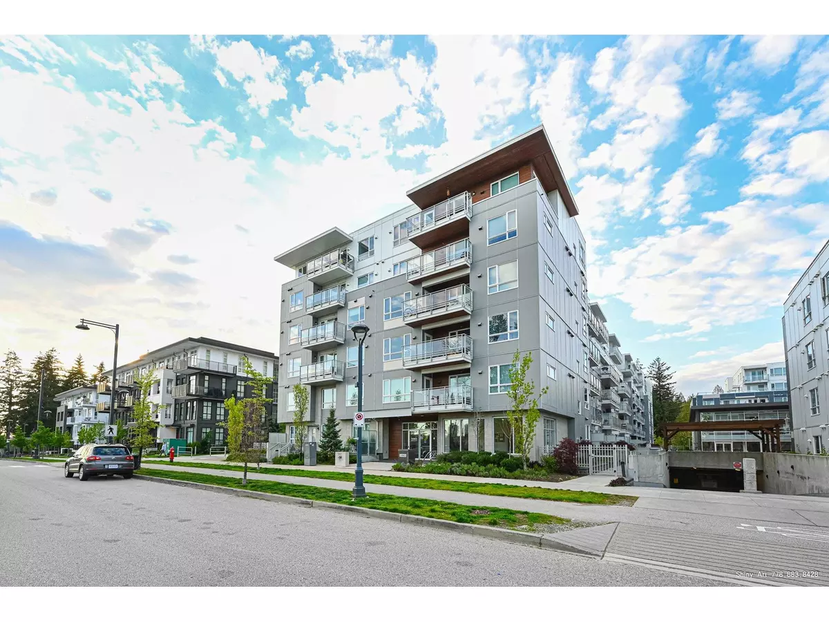 Surrey, BC V3T0M9,13963 105 #506